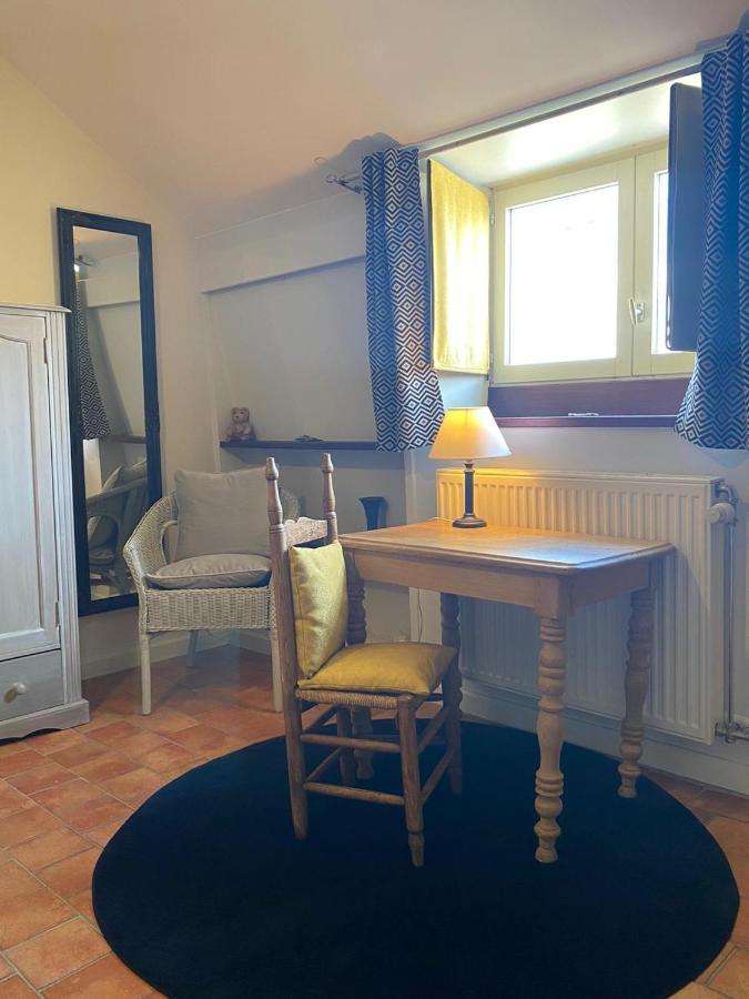 L'Atterrissage Bed & Breakfast Santes Dış mekan fotoğraf
